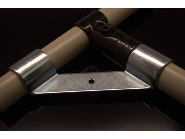 Corner metal for board