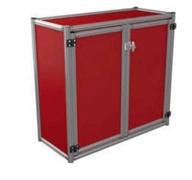 Folding door cabinet