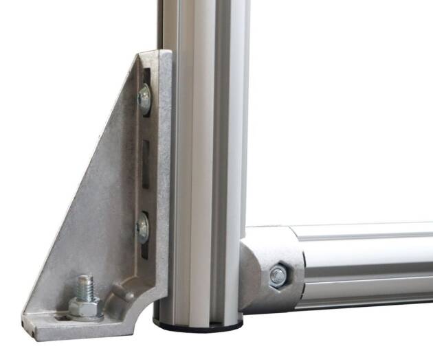 Floor angle 117x57x28 mm, Die- cast aluminum
